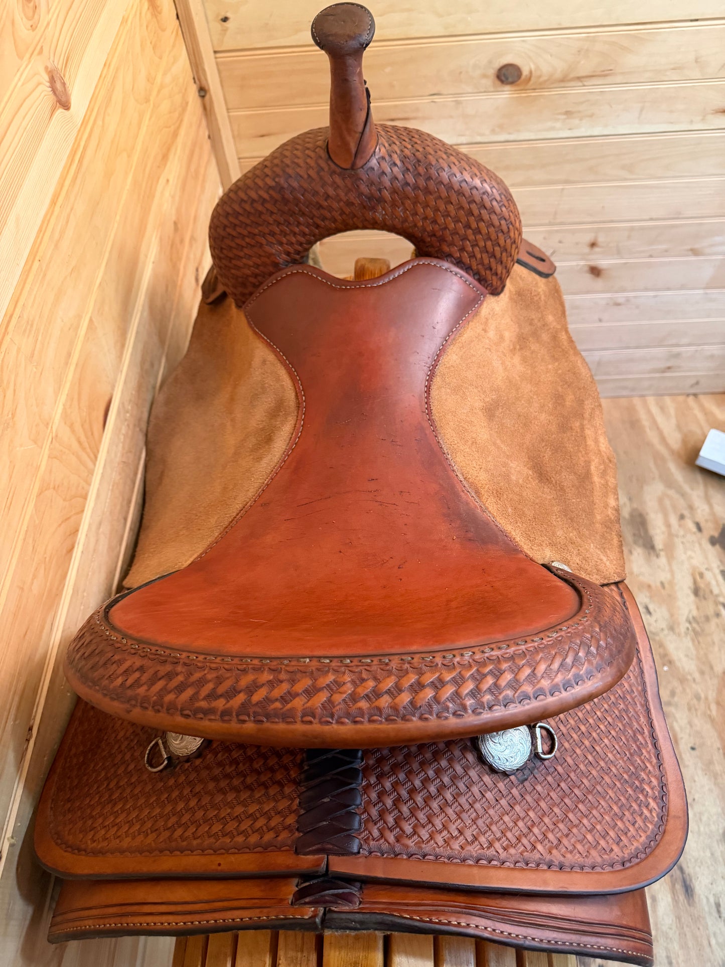 17” Circle Y Pro Cutter Western Saddle Model 2530