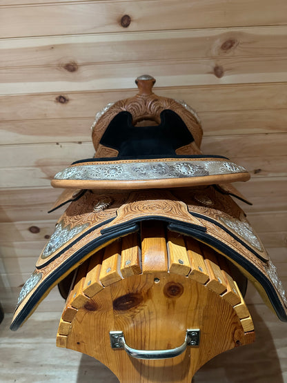 14.5” Circle Y Flex2 Silver Leaf Western Show Saddle Model 2836