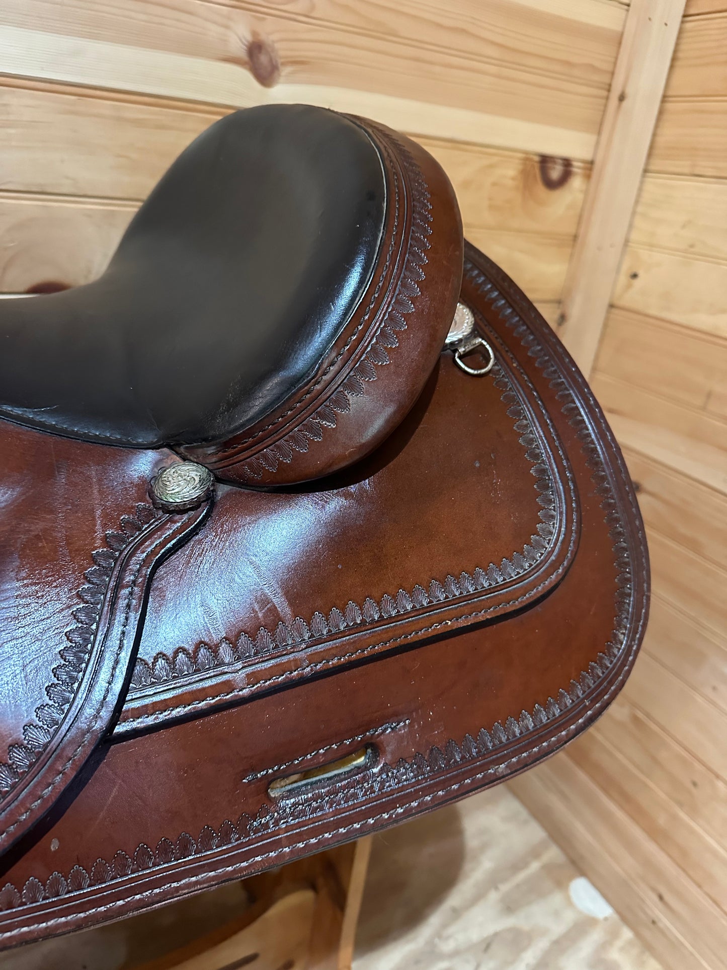 16” Circle Y Topeka Flex-Lite Western Trail Saddle Model 1551