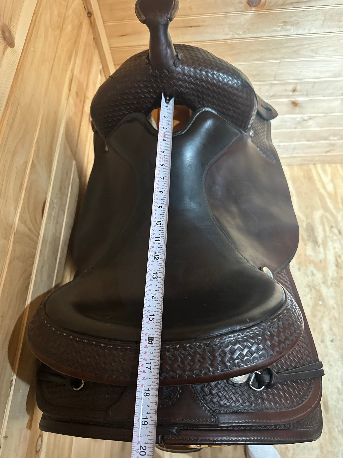 16” Circle Y Park & Trail Western Saddle Model 2206