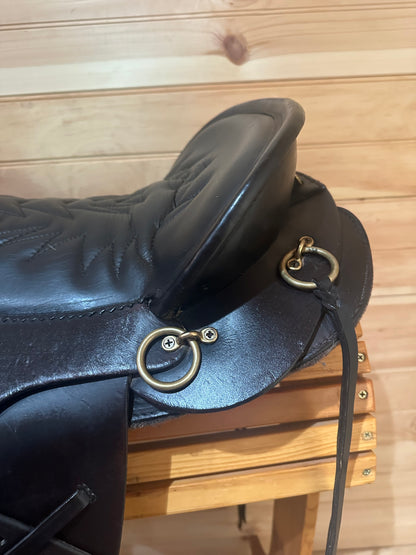 17.5” Tucker Equitation Endurance Trail Saddle Model 149 (XW)