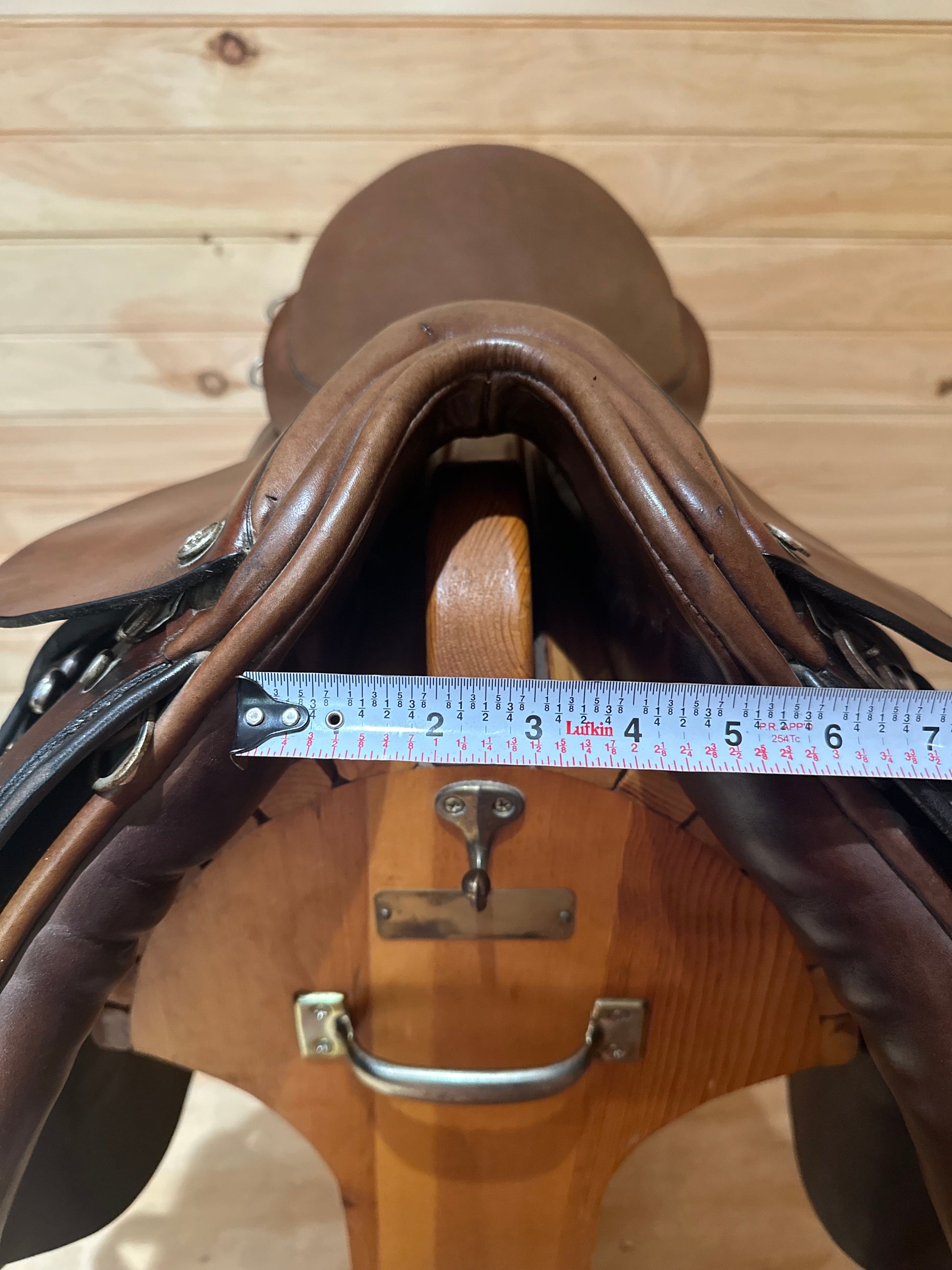 Reconnaître un cuir de qualité : les astuces incontournables Reconnaître un cuir de qualité : les astuces incontournables