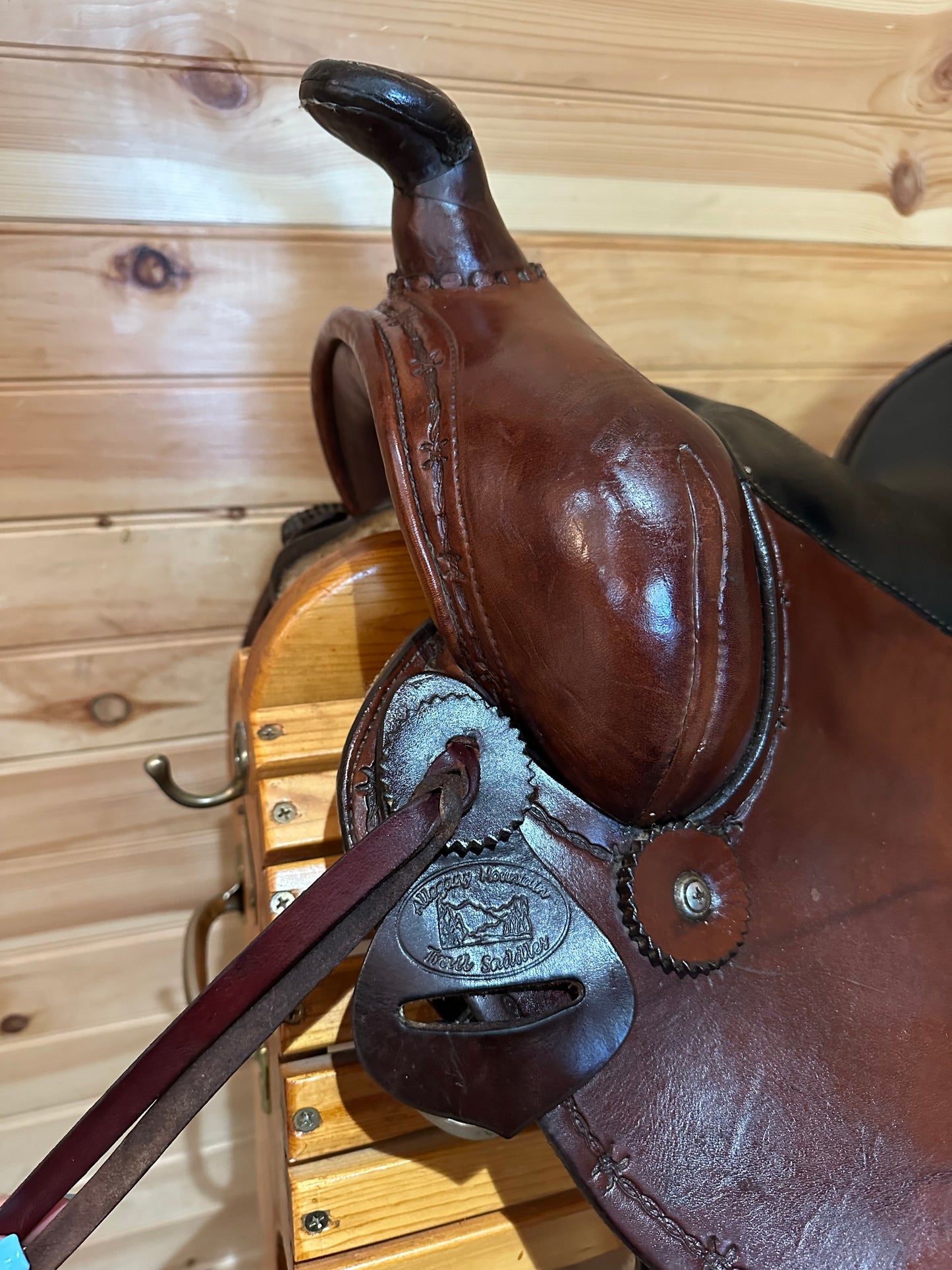 16” Allegany Mountain Trail Saddlery Gaited Western Saddle