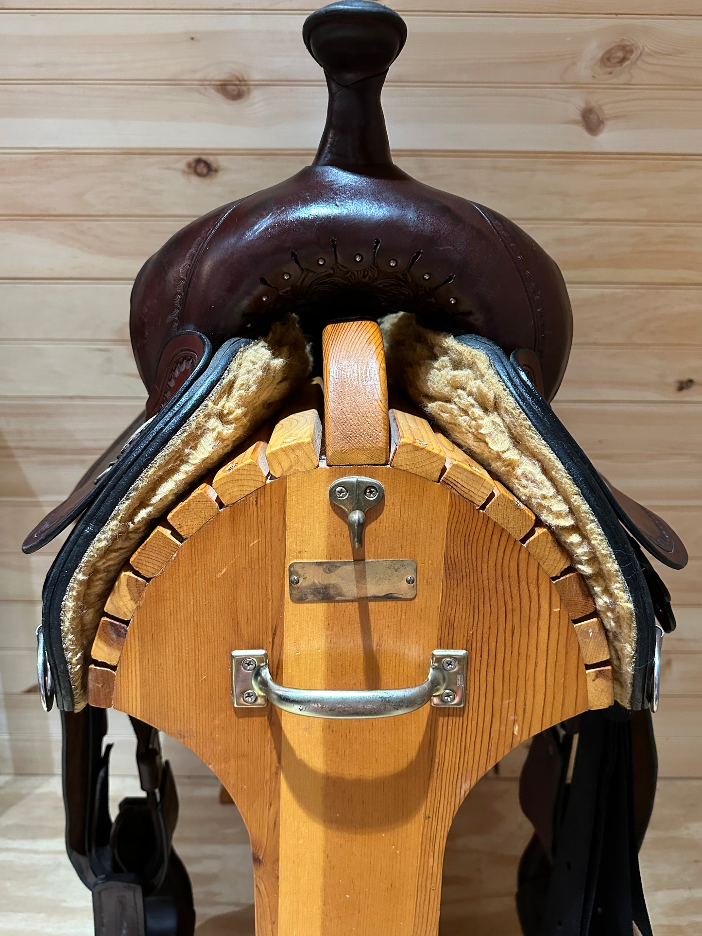 16” Circle Y Cottonwood Flex2 Western Trail Saddle Model 2361