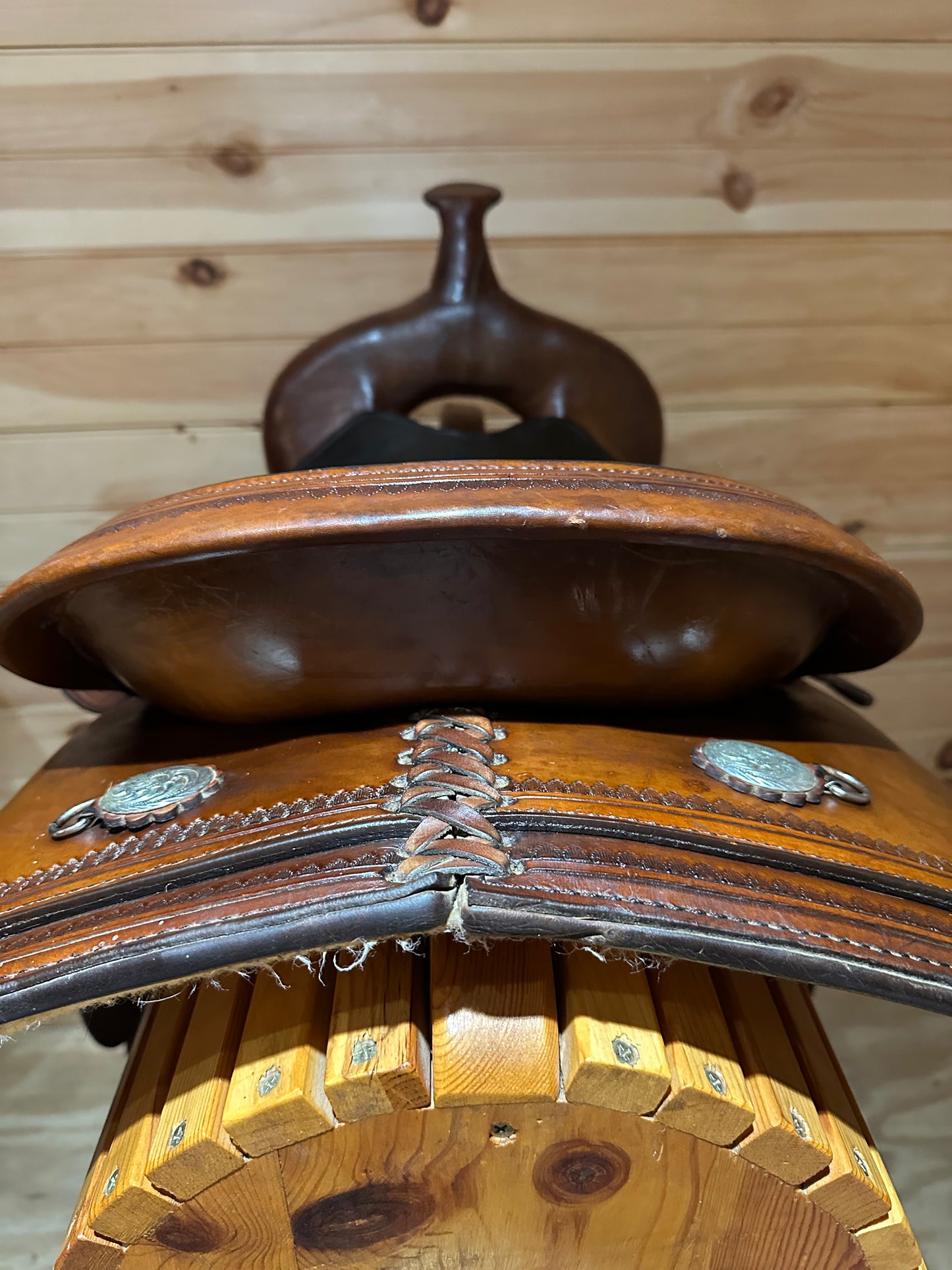 15” Circle Y Topeka Flex-Lite Western Trail Saddle Model 1551