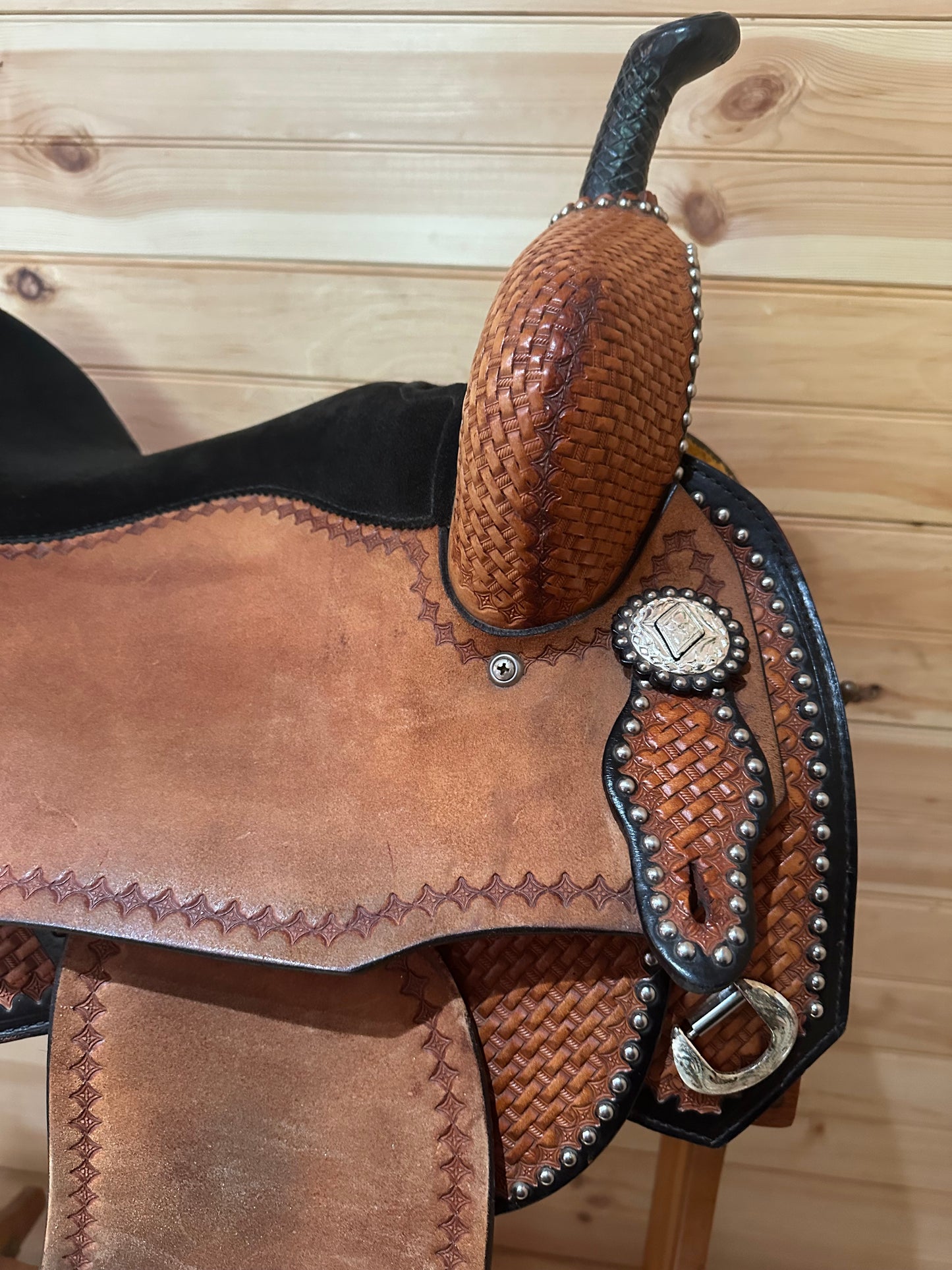 16” Tex Tan Talmadge Green Diamond Barrel Saddle Model 08-8927NA6