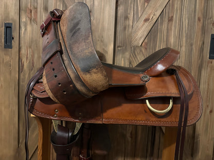 17” Crates Western Trail Saddle Model # 402-5