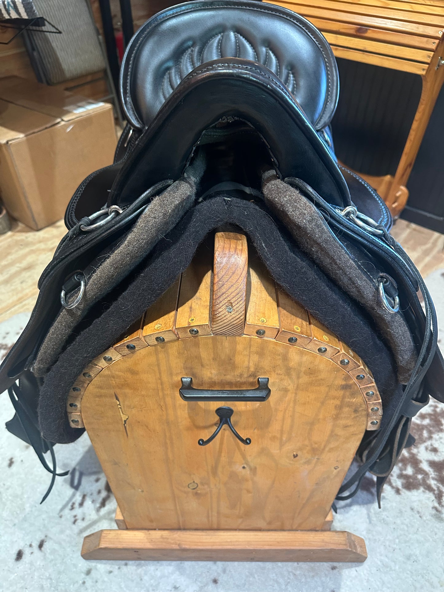 15.5” Tucker River Plantation Endurance Trail Saddle Model 146 (2016)