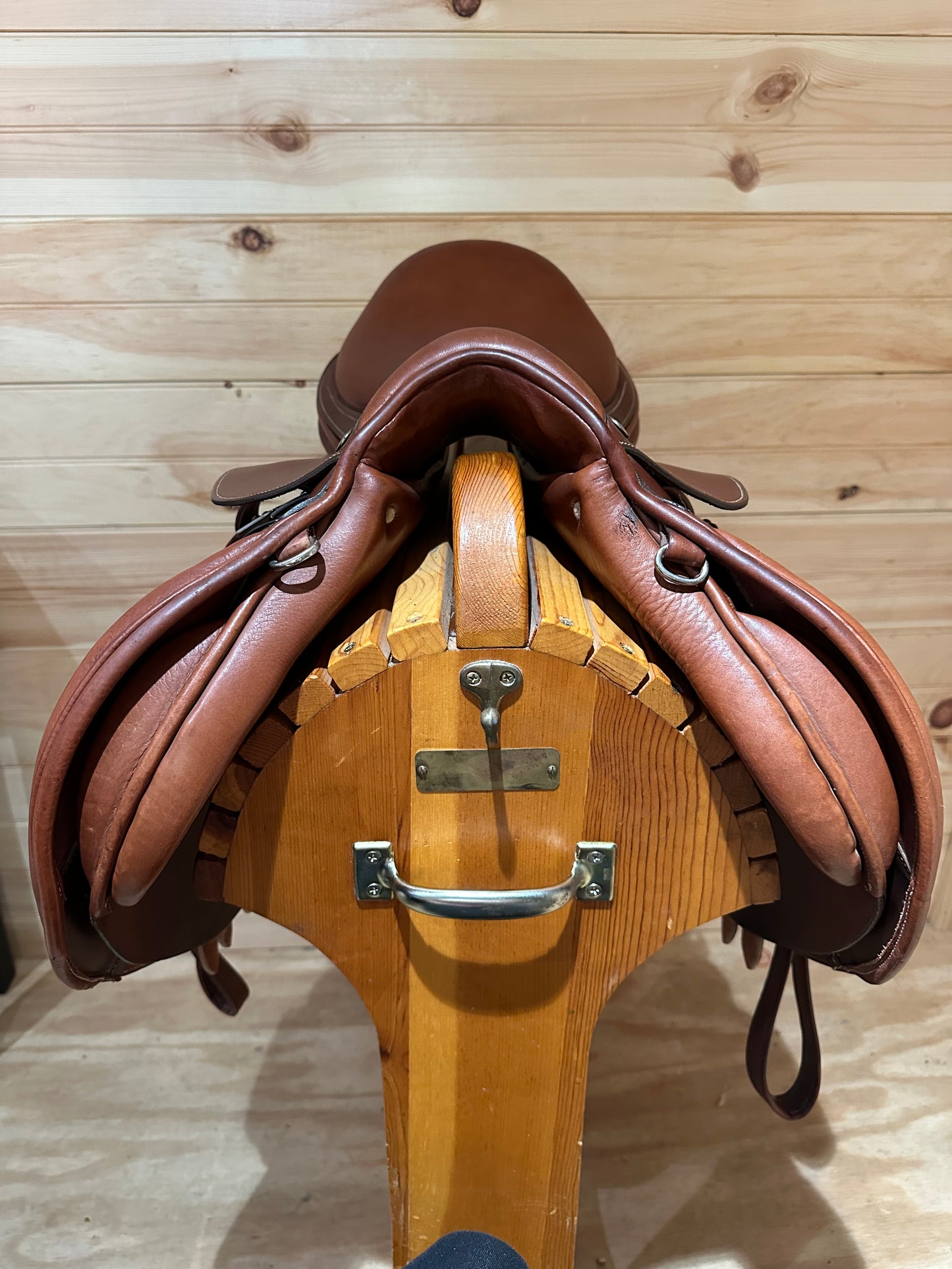 16.5” Pessoa Legacy XP Close Contact/Jumping Saddle Model 464103 (M)