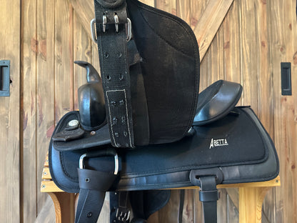 16” Abetta All-around Lightweight Western Trail saddle