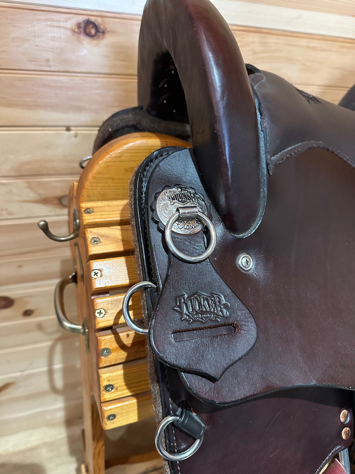 16.5” Tucker Classic Endurance Trail Saddle Model T59