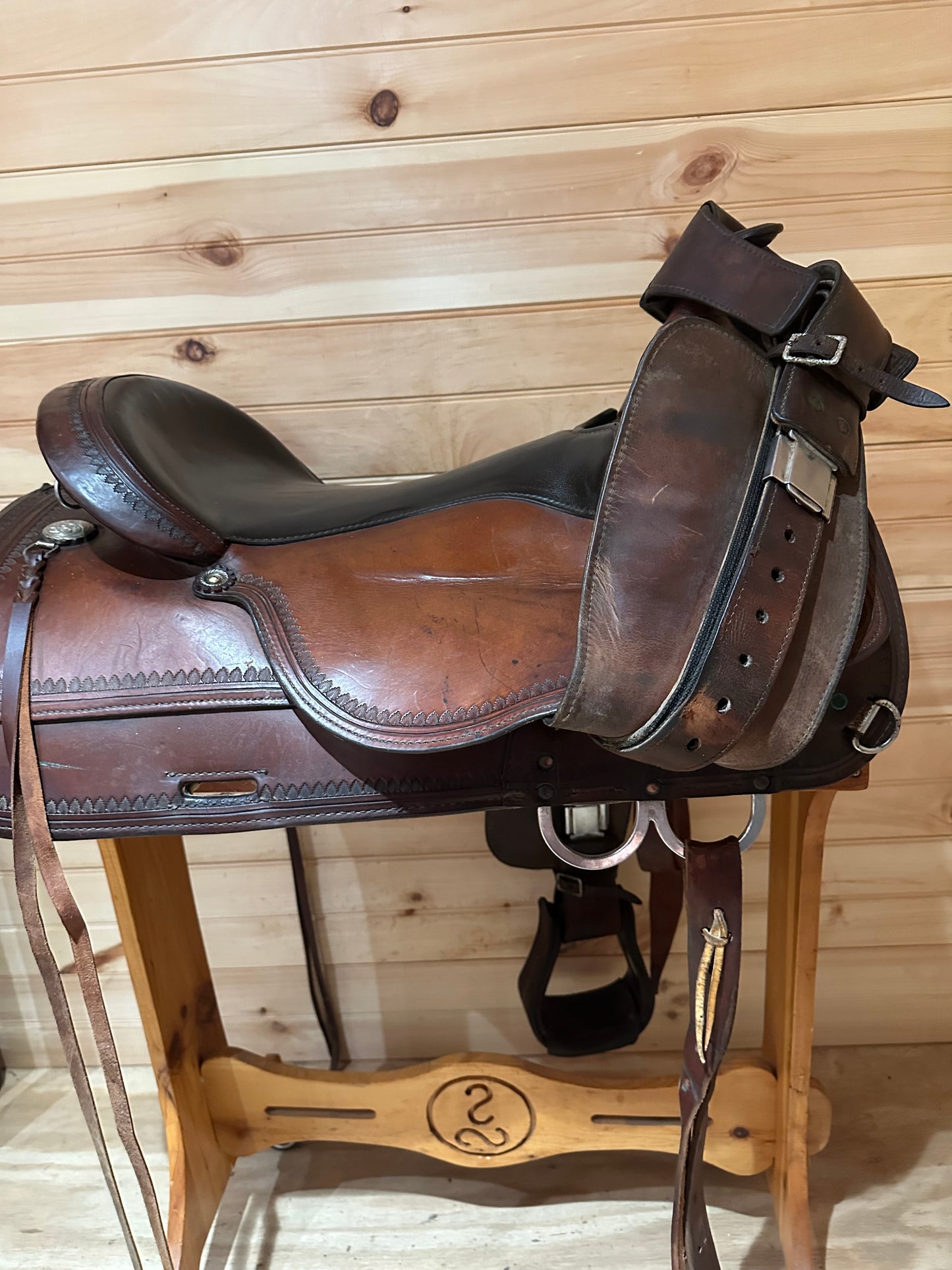 17” Circle Y Topeka Flex-Lite Western Trail Saddle Model 1551