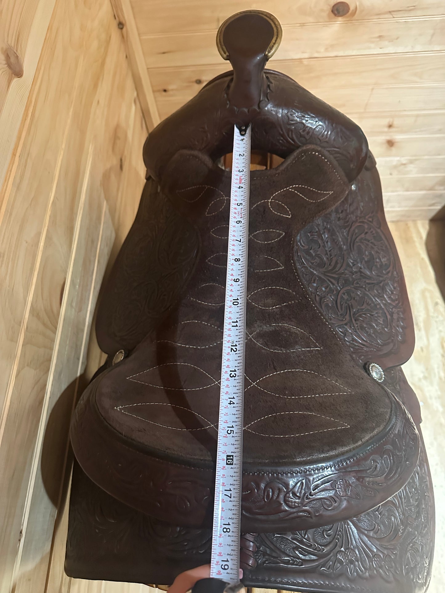 16” Circle Y Park & Trail Western Saddle Model 2106
