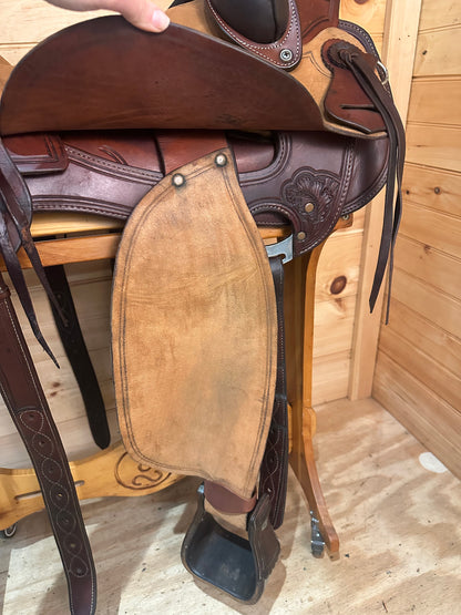 16.5” McCall Northwest Wade Western Ranch Saddle Model 213 510