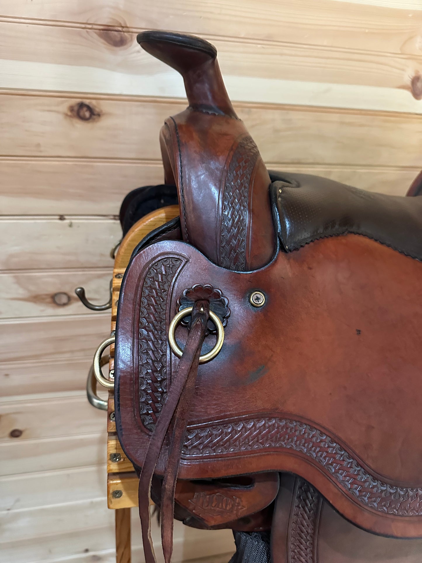 16.5” Tucker Gen II Southpass Western Trail Saddle Model 288