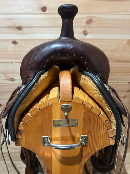 16” Circle Y Omaha Flex2 Western Trail Saddle model 1554