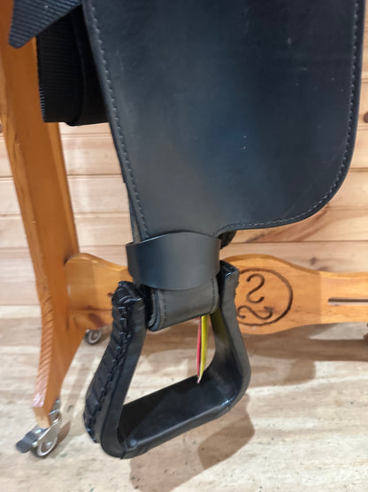15.5” National Bridle Shop Gaited Western Trail Saddle Model 6981