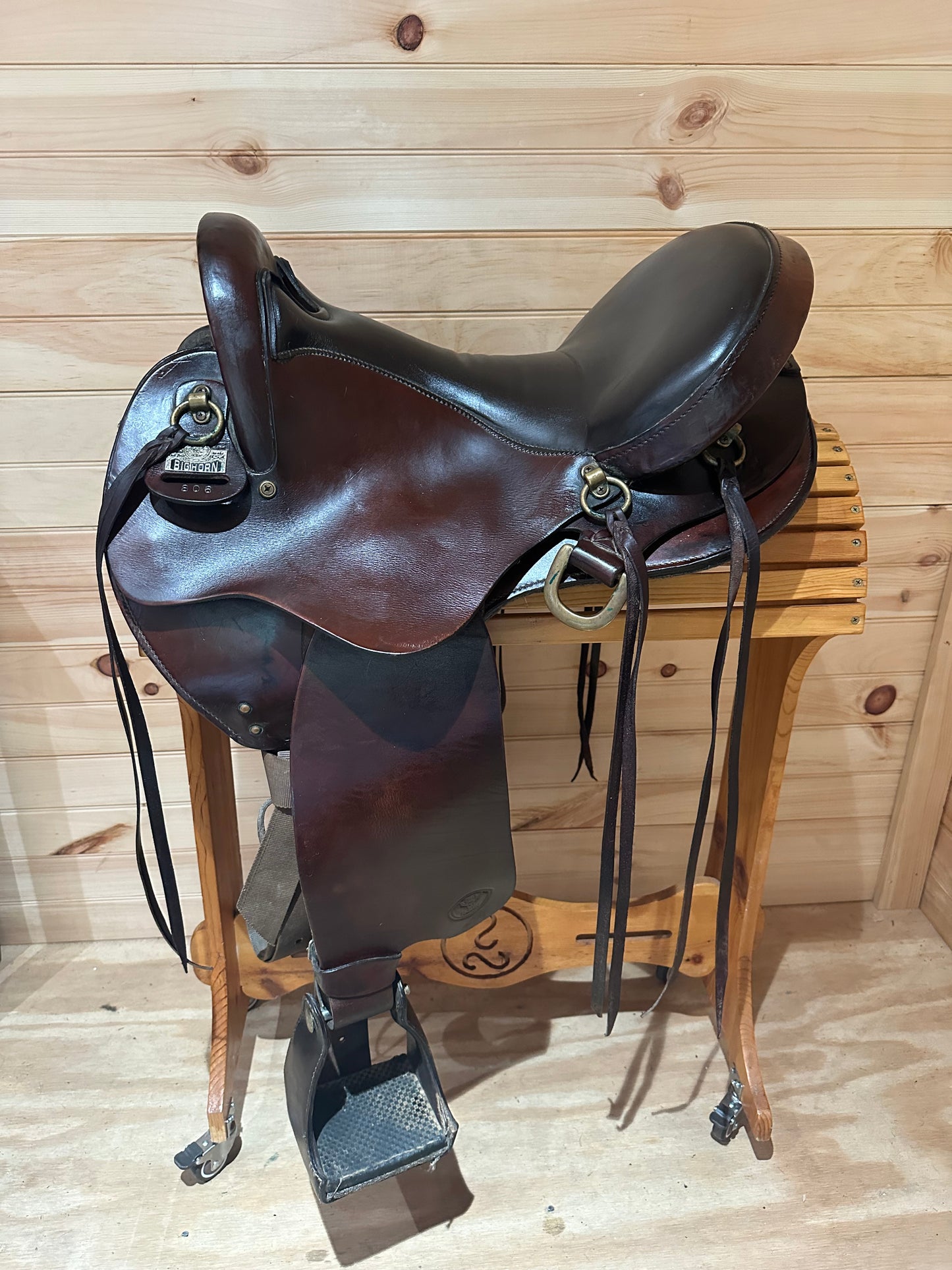 16” Big Horn Flex Endurance Trail Saddle Model 806