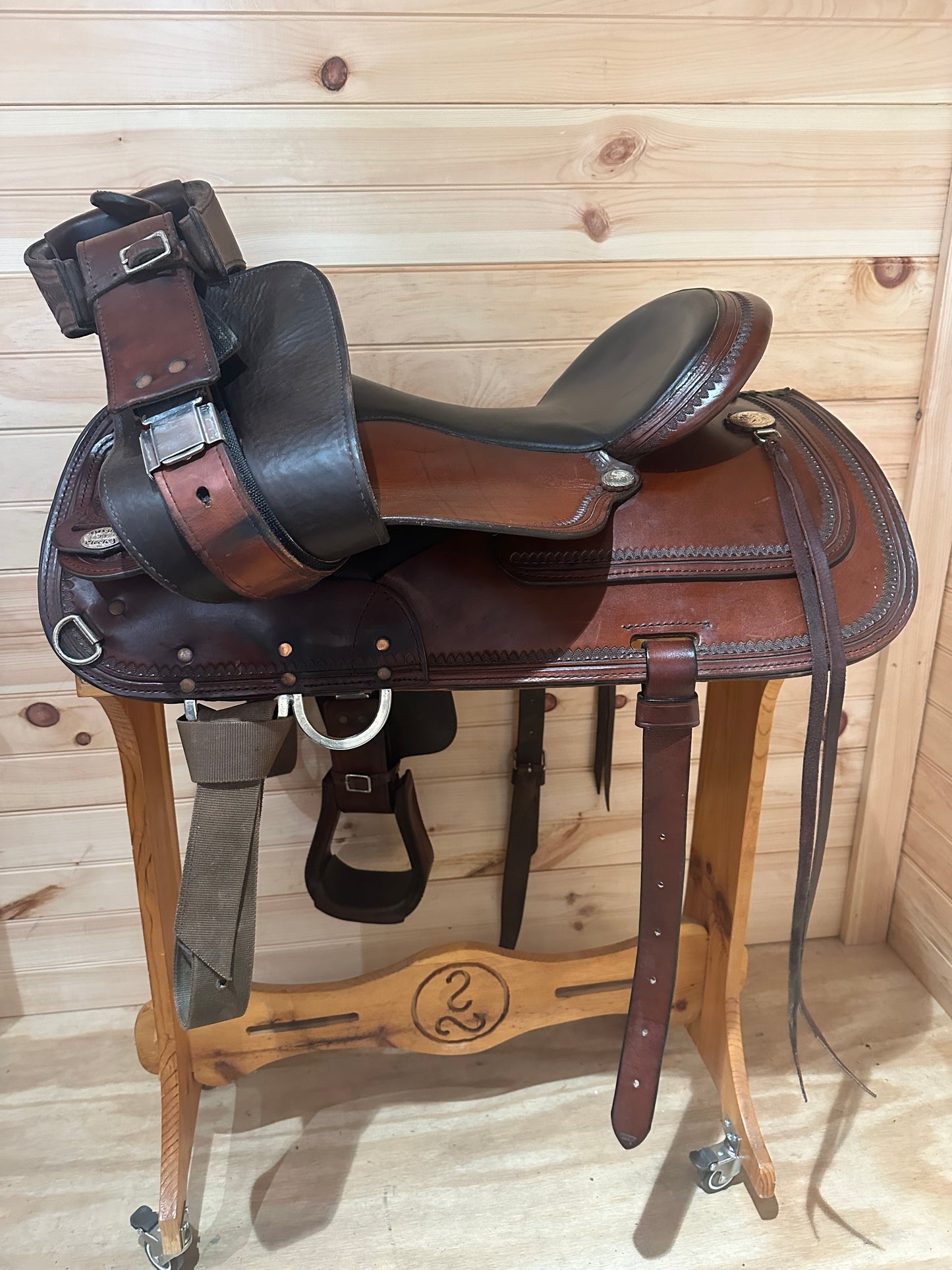 16” Circle Y Topeka Flex-Lite Western Trail Saddle Model 1551