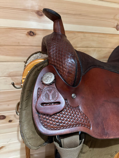 17” Circle Y Park & Trail Lightweight Western Trail Saddle Model 3581