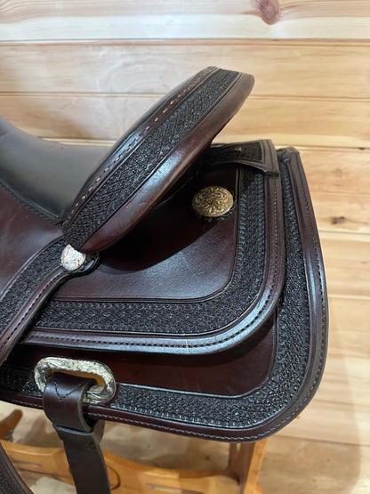 15” Circle Y Arabian Trail Saddle Model 2141