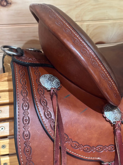 15” Circle Y Alpine Flex2 Western Trail Saddle Model 2377