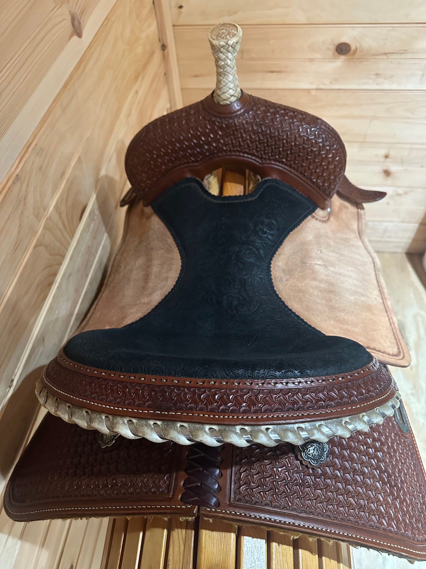 14.5” Circle Y Sabine Barrel Racing Saddle Model 2201