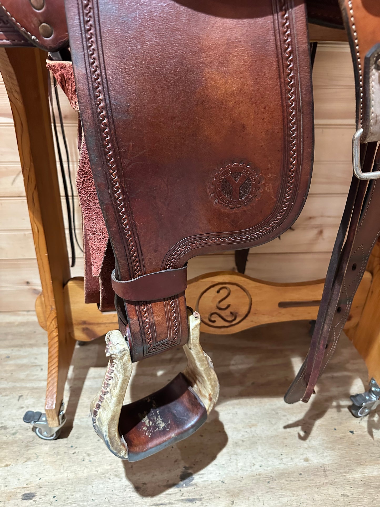 16” Circle Y All-Around Ranch Roper Western Saddle Model 1124