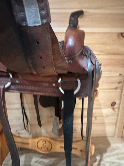 17” Dakota Saddlery Western Roping Saddle Model 501C