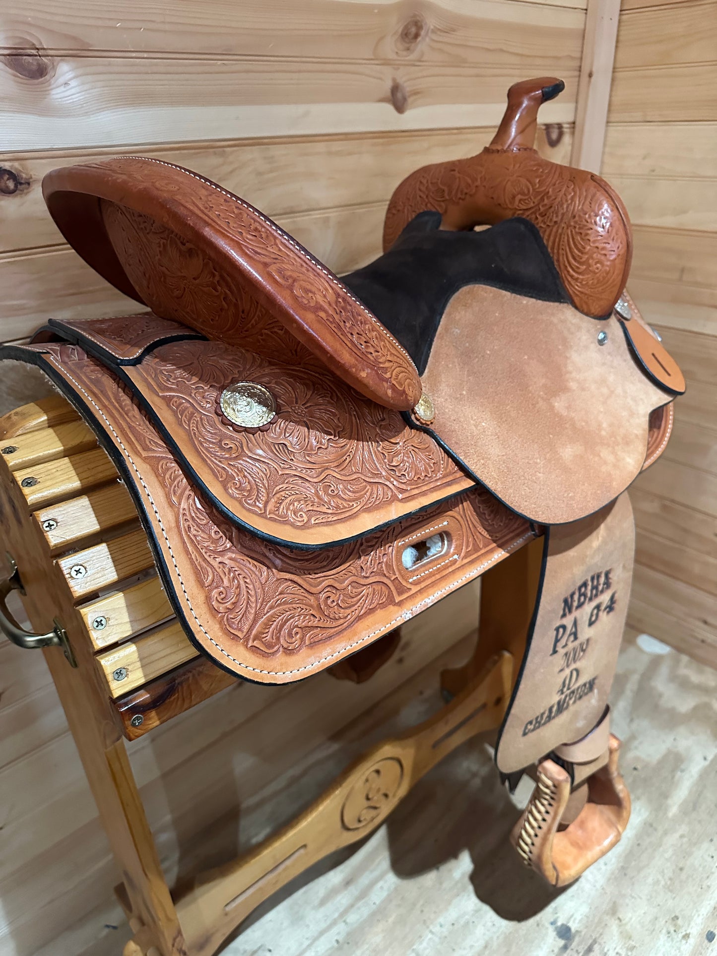15” Circle Y High Horse Proven Barrel Racing Saddle Model 6210