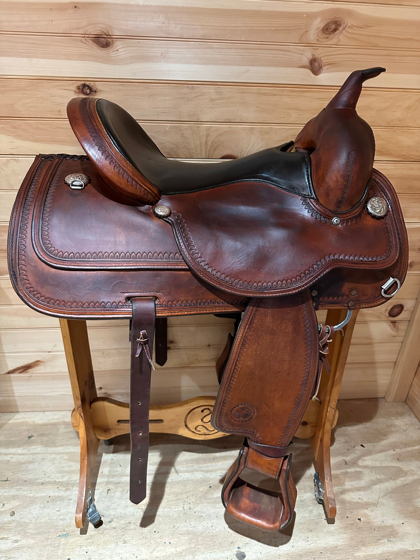 16” Circle Y Topeka Flex-Lite Western Trail Saddle Model 1551