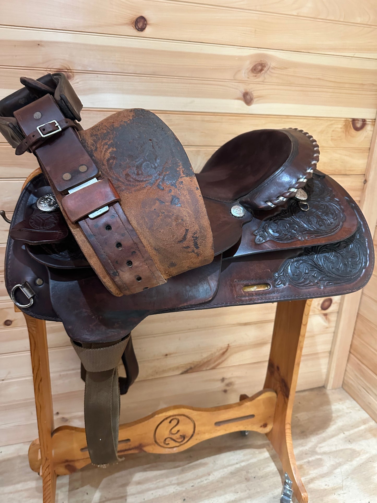 15” Circle Y Arabian Park & Trail Western Trail Saddle Model 3940