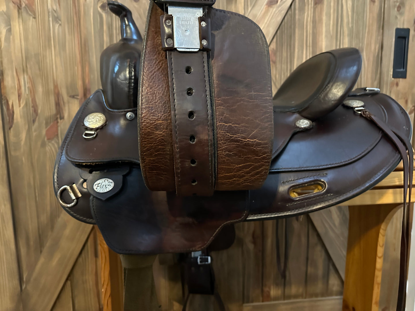 15” Circle Y Mojave Flex2 Arabian Trail Saddle Model 1561