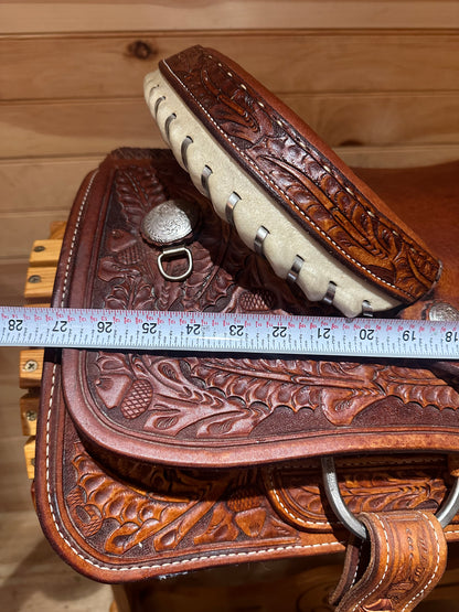 16.5” Court’s Western Roping Saddle Model 53037
