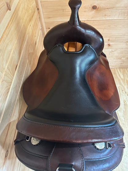 16” Circle Y Mojave Flex2 Western Trail Saddle Model 1561