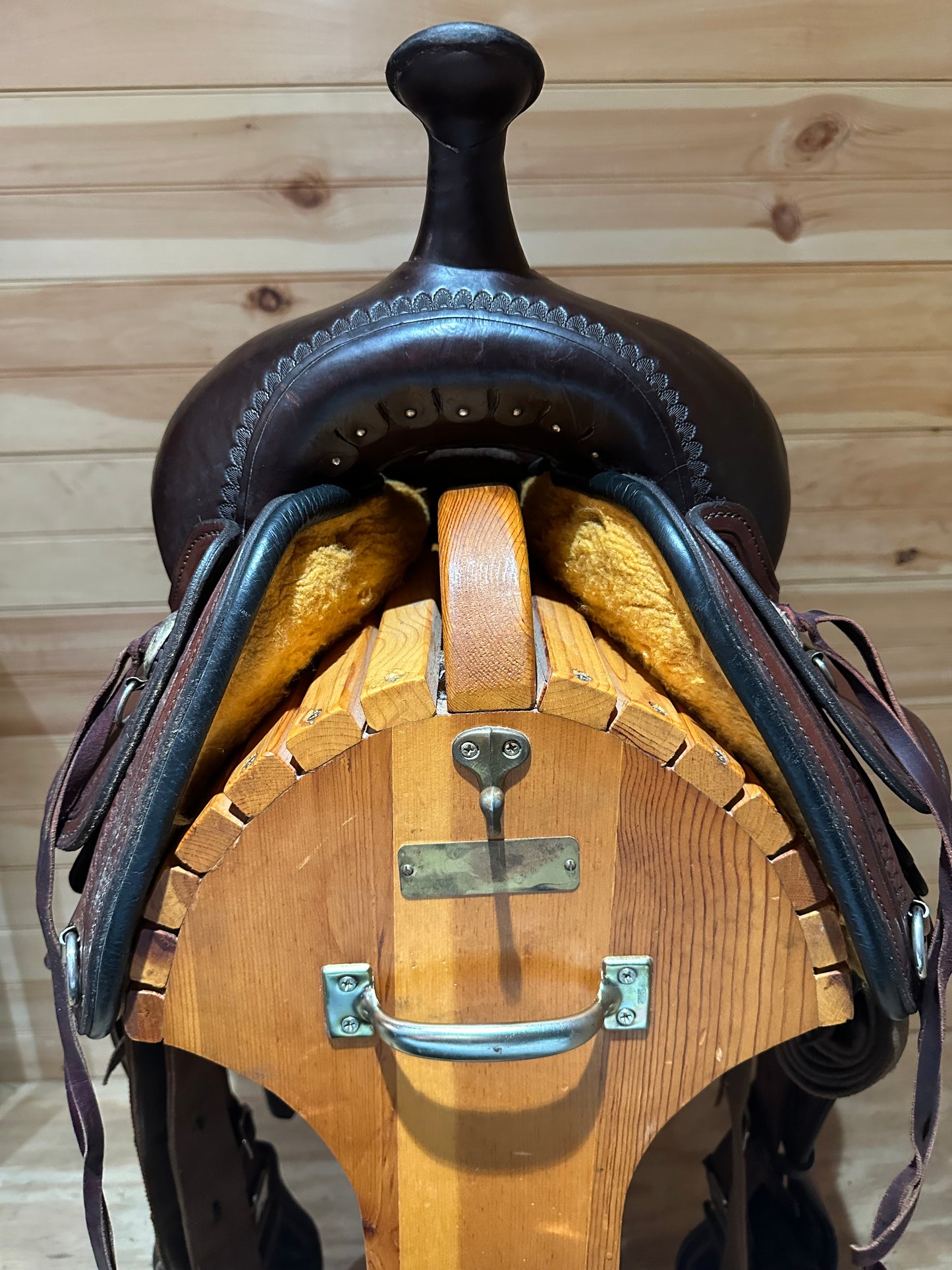 16” Circle Y Topeka Flex-Lite Western Trail Saddle Model 1651