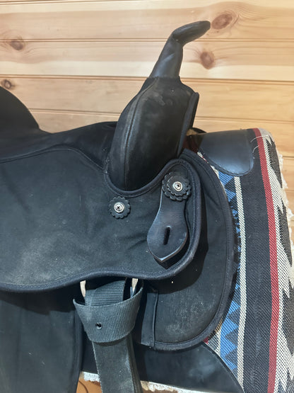 17” Circle Y Park & Trail Lightweight Western Saddle Model 3011