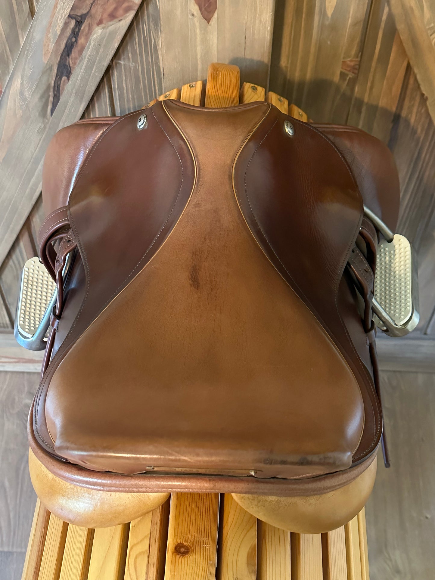 16” Harry Dabbs Close contact/Jump Saddle