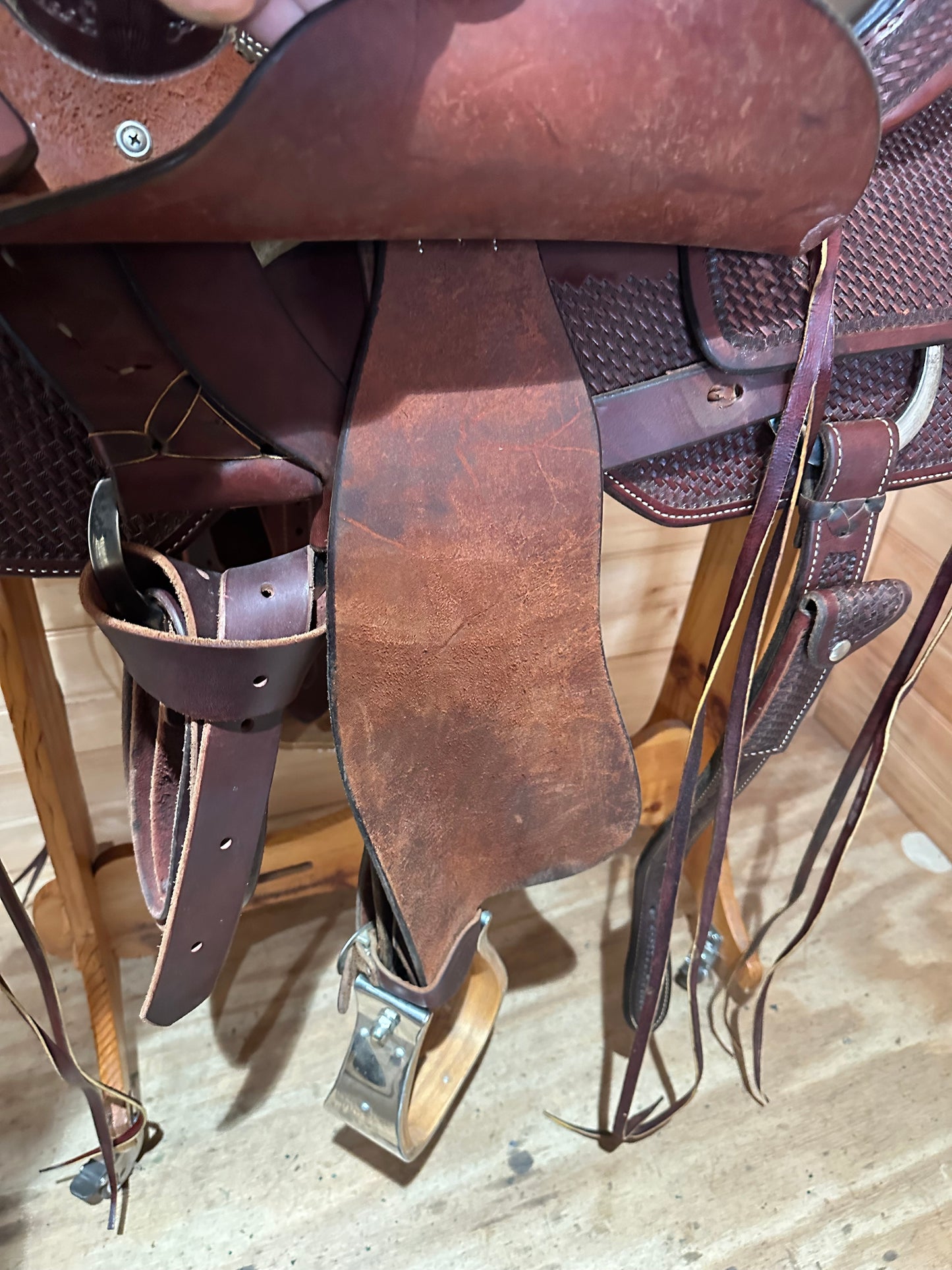 16” Diamond K Saddlery Ranch Roper Western Saddle