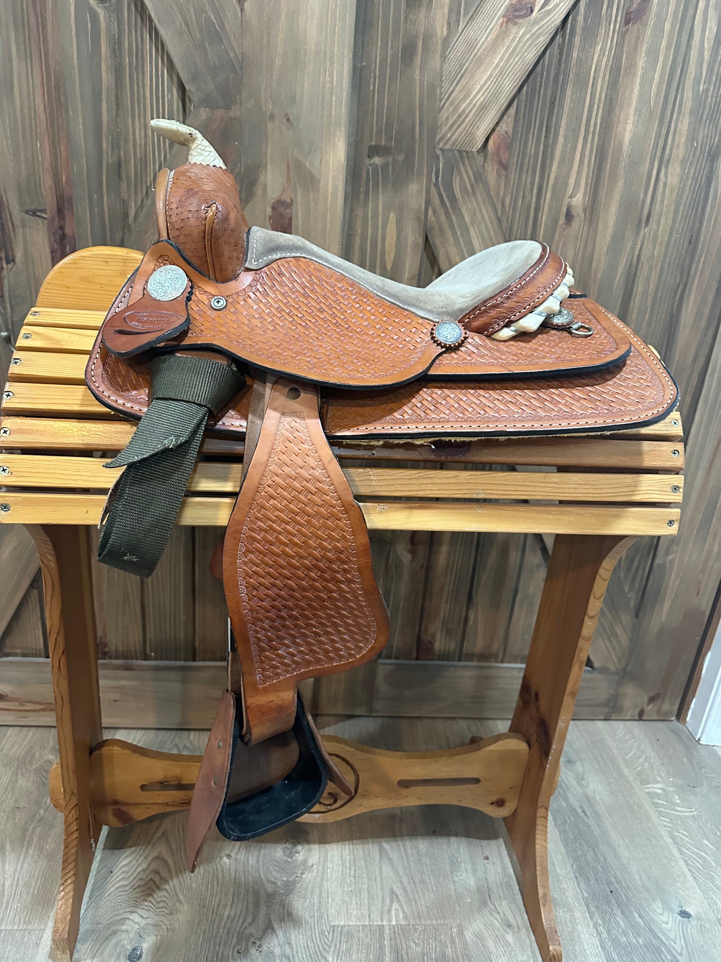 12” Dakota Saddlery Children’s Saddle