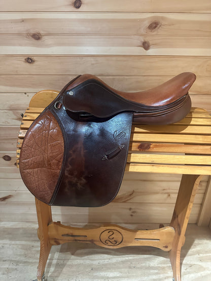16” Pessoa Close Contact Jumping Saddle (M)