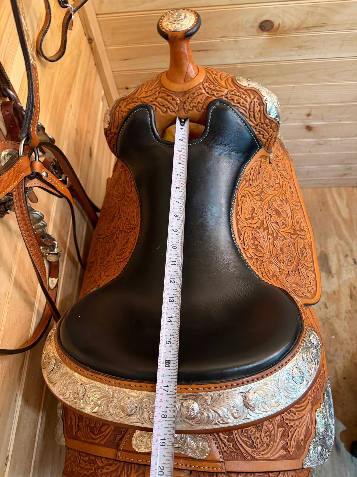 16” Reinsman Supreme Show Western Show Saddle Model 4586