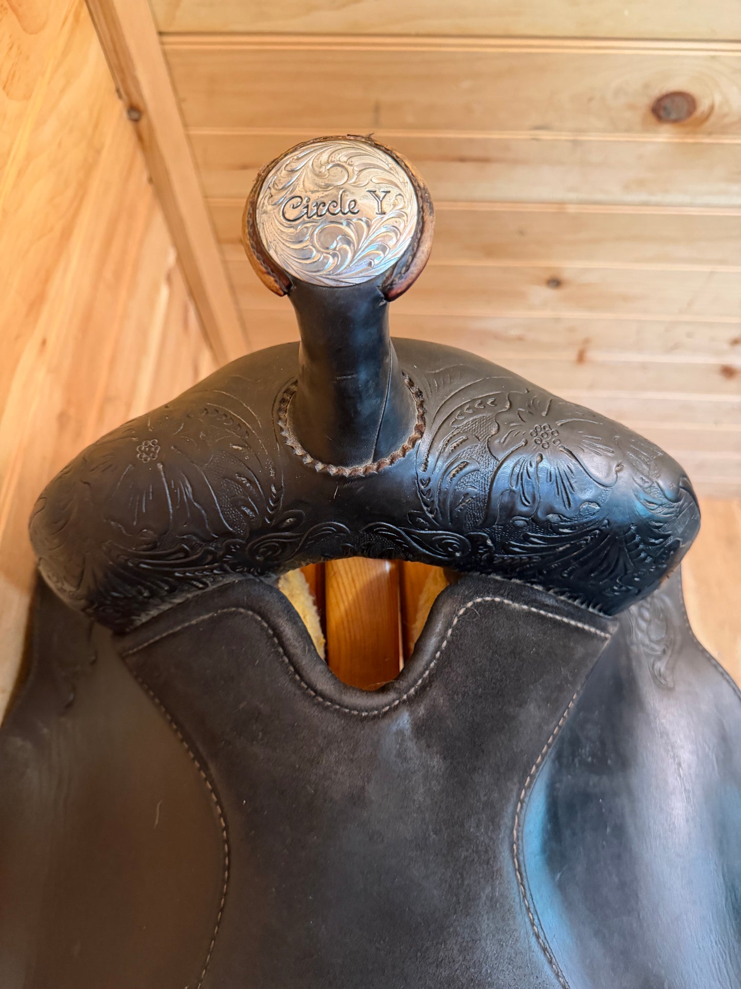 16” Circle Y Equitation Western Show Saddle Model 3866