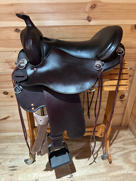 16.5” Tucker Meadow Creek Round Skirt Western Trail Saddle Model T91 (2020)