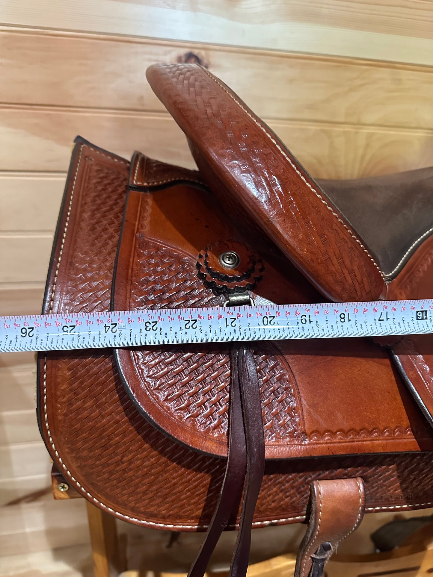 16” Crates Western Trail Saddle Model 238-4
