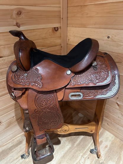 15” Circle Y Western Show Saddle Model 3875