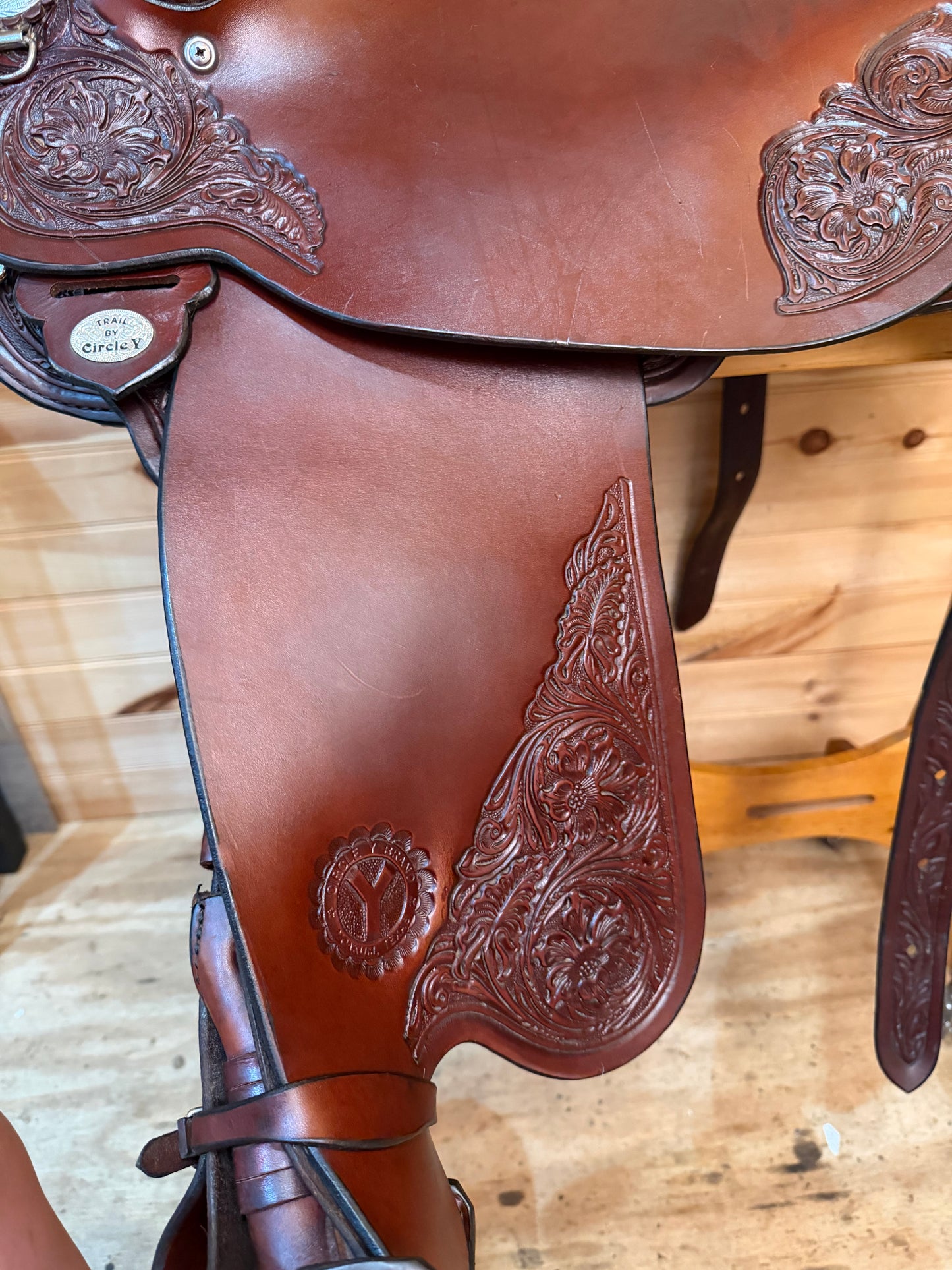 18” Circle Y Houston Western Trail Saddle Model 2610
