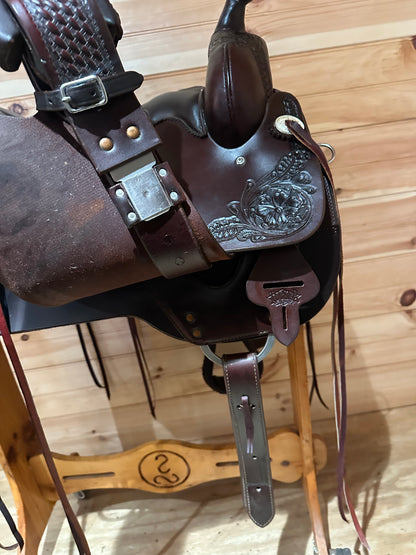 16.5” Tucker Ranch Hand Western Trail Saddle Model 250
