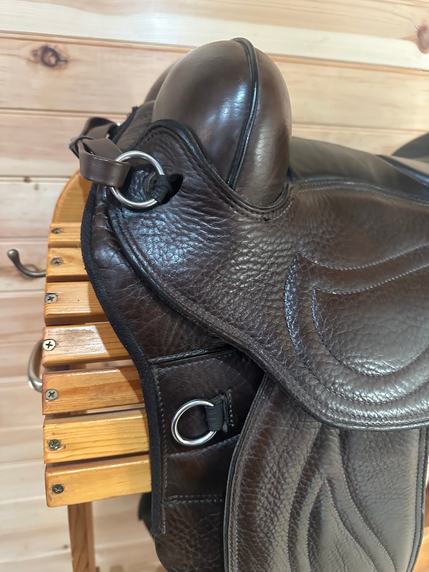 16” Sensation Ride Western Sport Treeless Trail Saddle