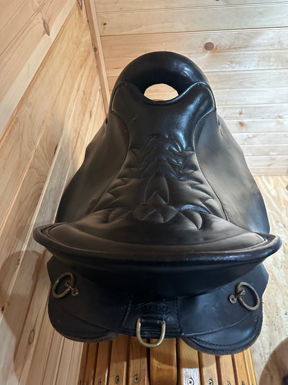 16.5” Tucker Endurance Trail Saddle Model 159